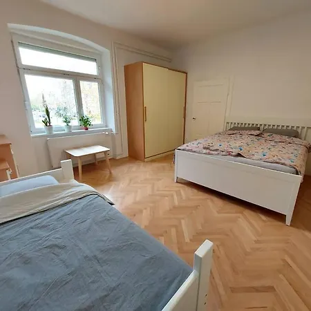 Bezigrad Apartman *